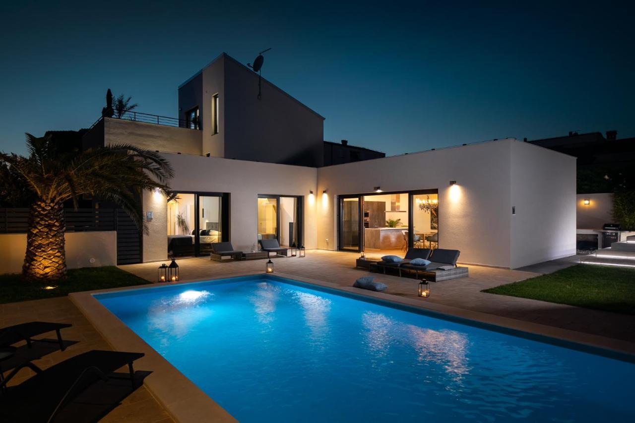 Belvedere Holidays Villas Novigrad  Bagian luar foto