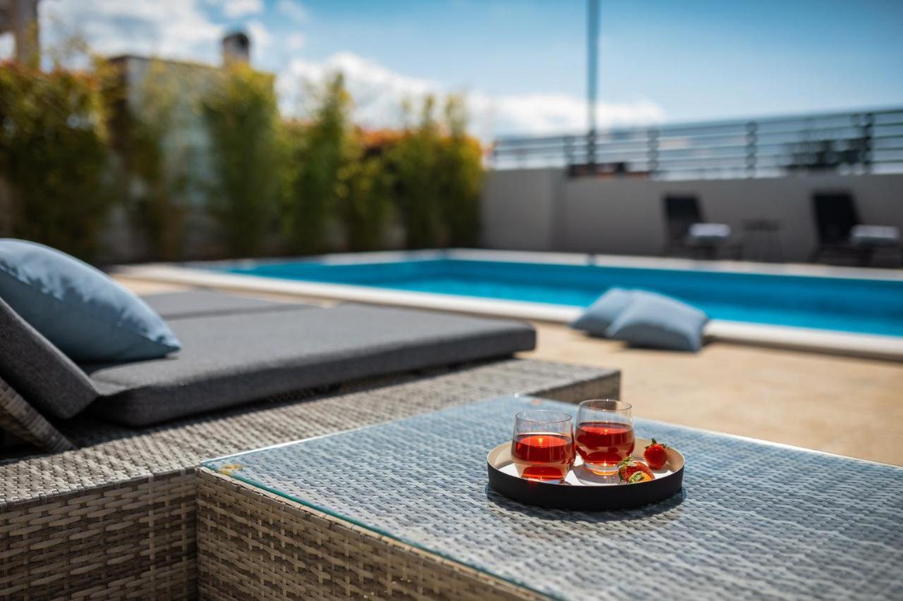 Belvedere Holidays Villas Novigrad  Bagian luar foto
