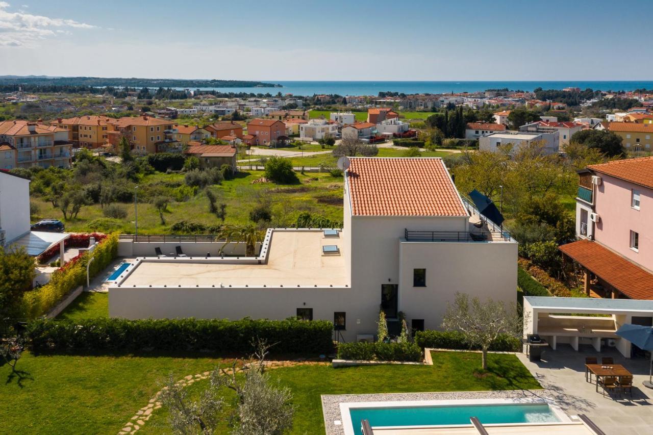 Belvedere Holidays Villas Novigrad  Bagian luar foto